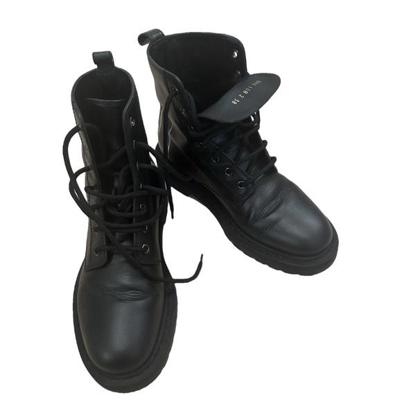 🛑SOLD 🛑 Valentino Black Leather Women’s Combat Boots - Picture 6 of 9
